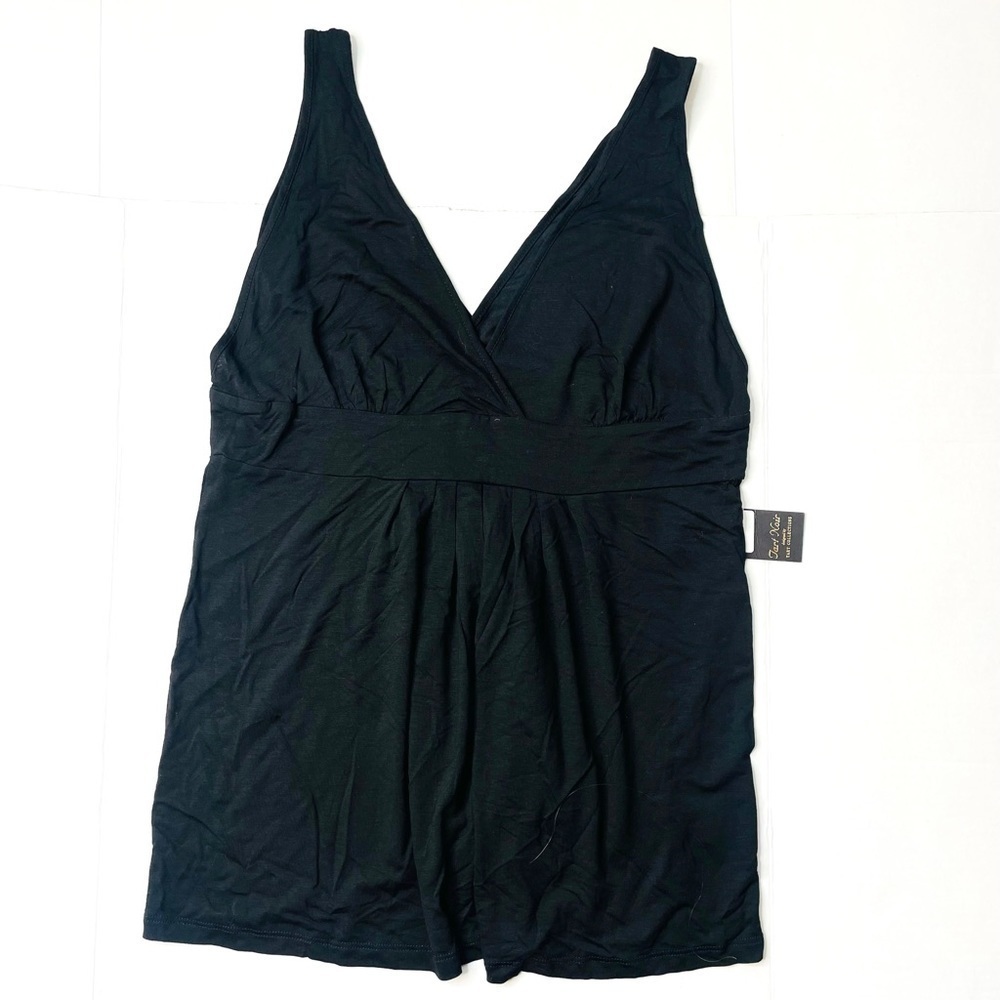 Tart Noir Solid Black Sleeveless Surplice V-Neck Empire Jersey Tank Top XL NWT